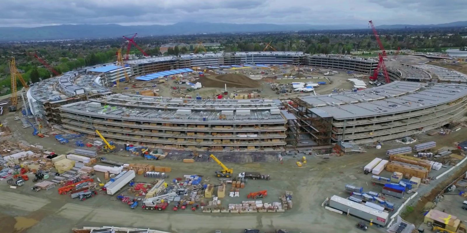 Short interview with Matthew Roberts who's been documenting the construction of Apple Park with his drone