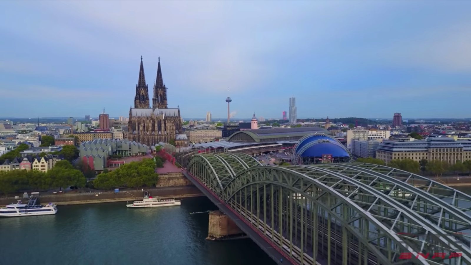 DroneRise - DJI Mavic Pro captures the beauty of Cologne, Germany