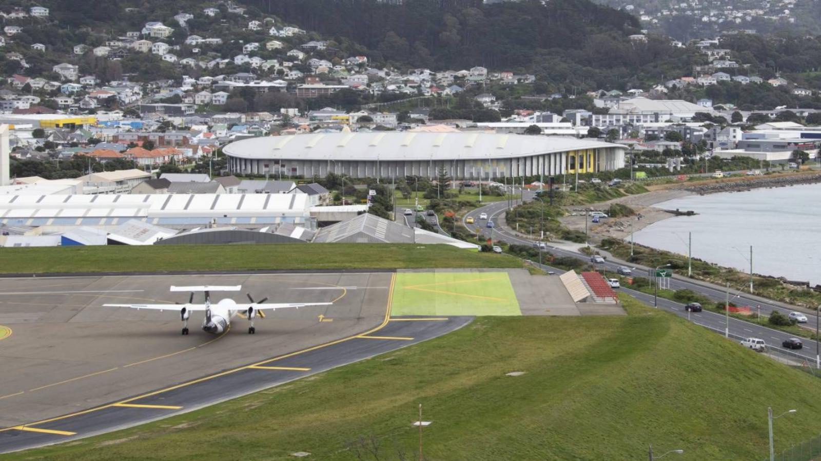 Drone causes Wellington Airport to temporarily shut down