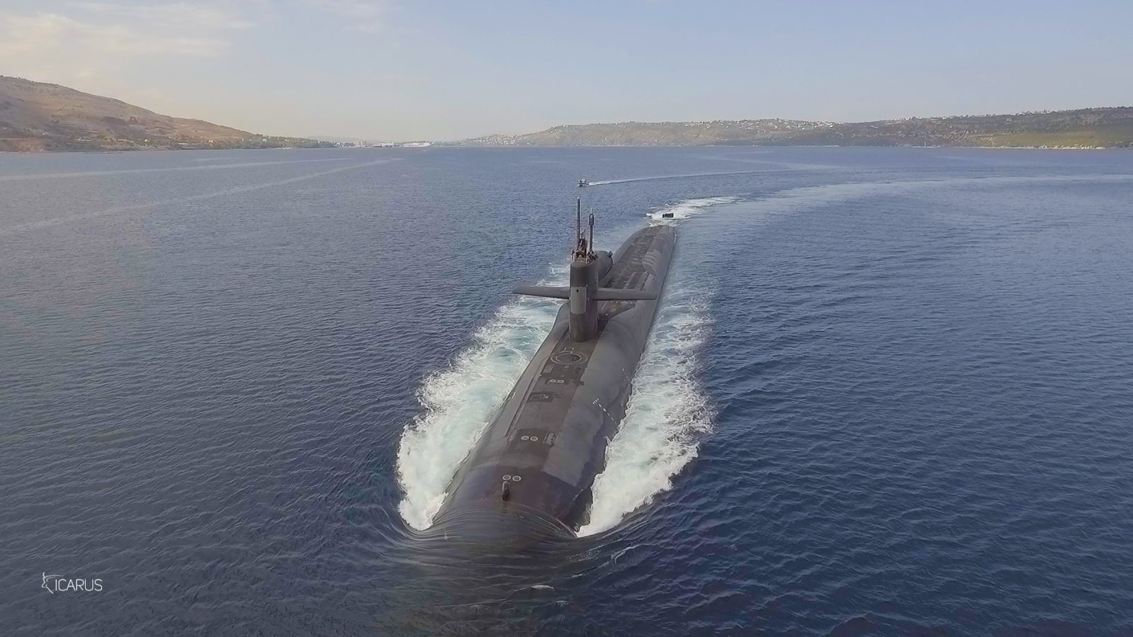 DJI Phantom 4 captures amazing footage of nuclear powered submarine USS Florida
