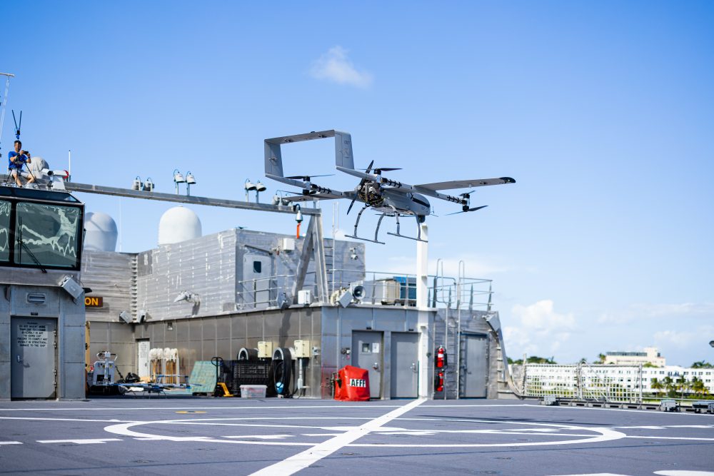 Volansi ship to ship drone delivery